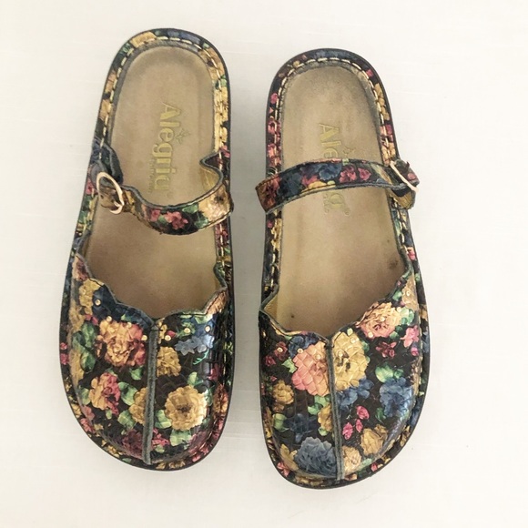Alegria Queenie Gold Tuscany Floral Leather Clog - Picture 3 of 11